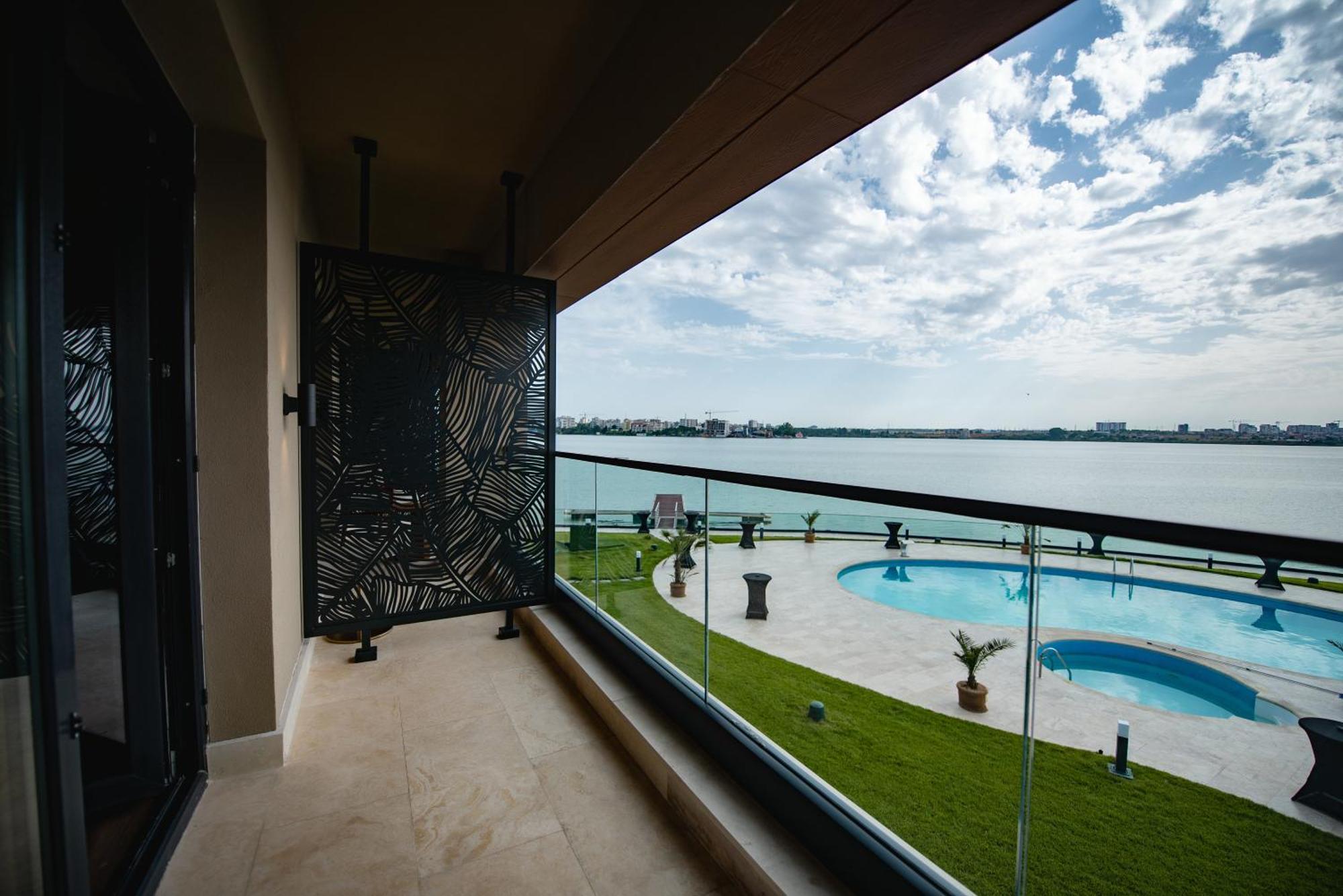 Belinda Hotel Mamaia Adults Only Экстерьер фото