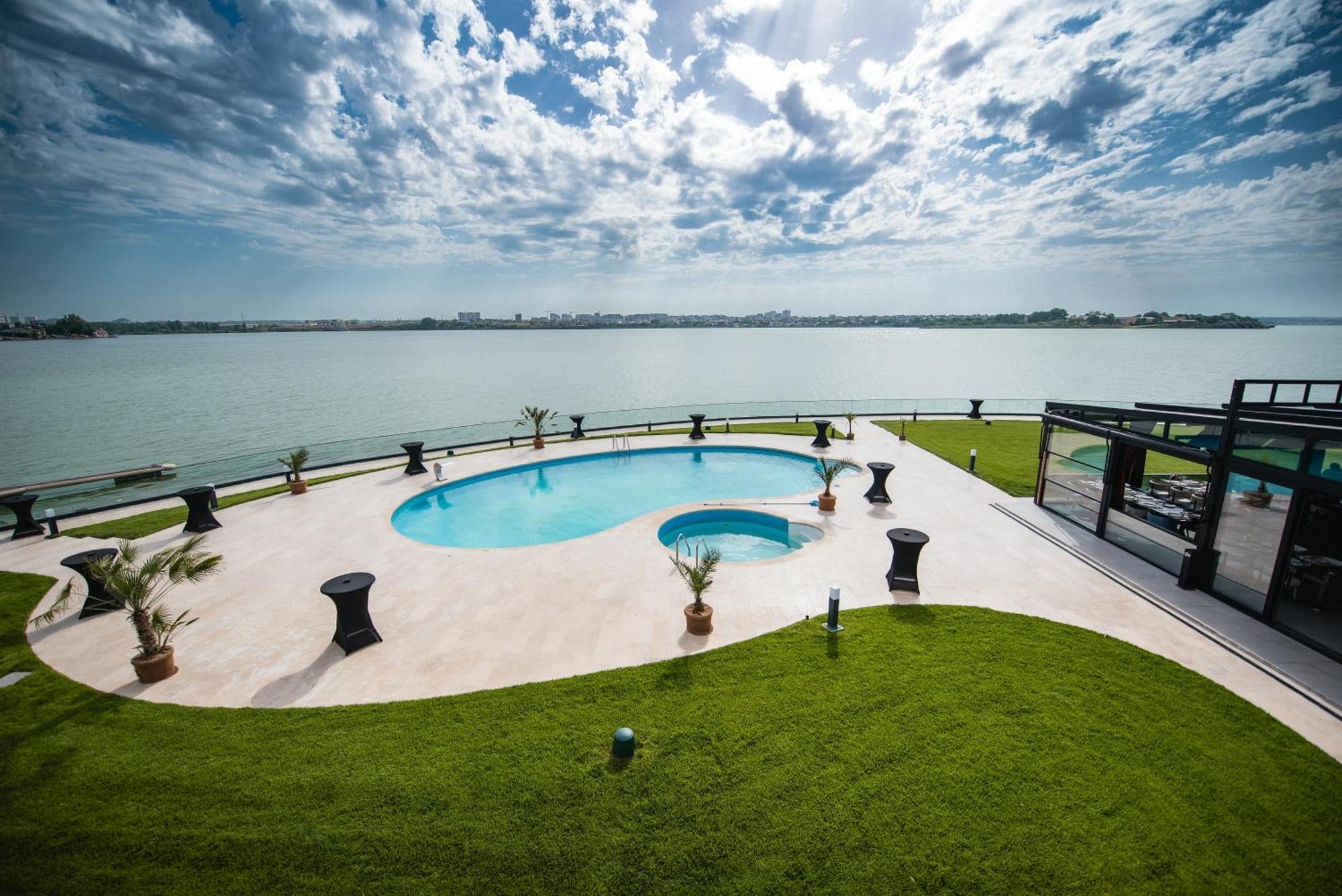 Belinda Hotel Mamaia Adults Only Экстерьер фото