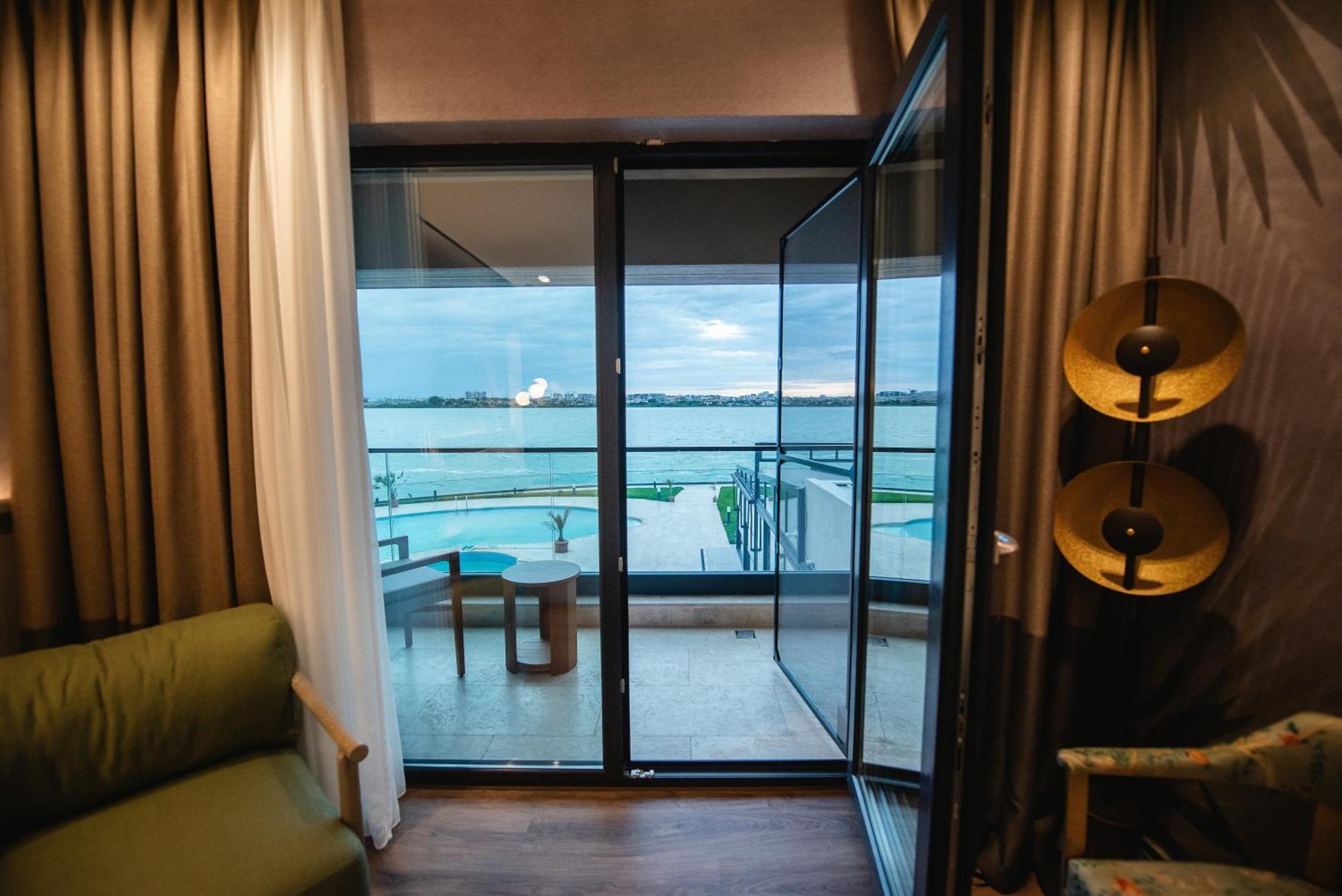 Belinda Hotel Mamaia Adults Only Экстерьер фото