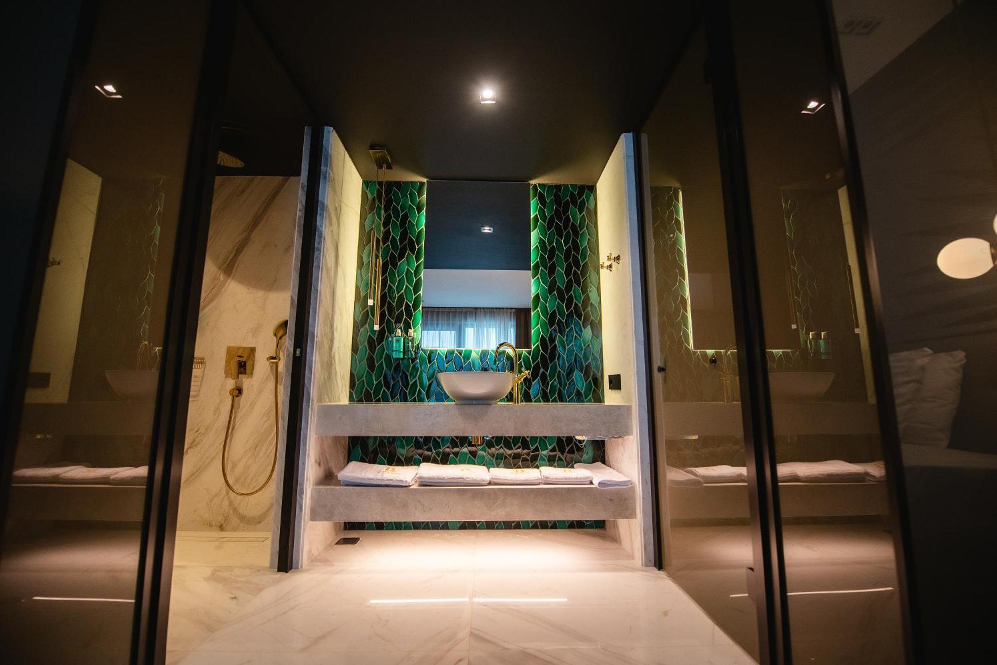 Belinda Hotel Mamaia Adults Only Экстерьер фото