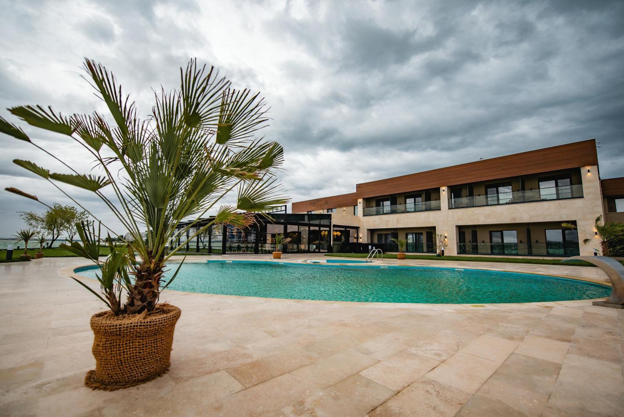 Belinda Hotel Mamaia Adults Only Экстерьер фото