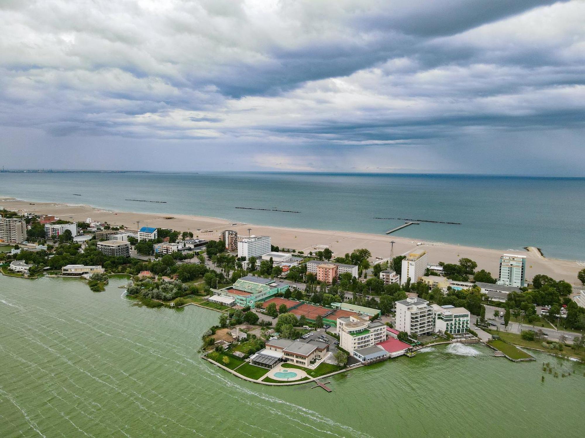 Belinda Hotel Mamaia Adults Only Экстерьер фото